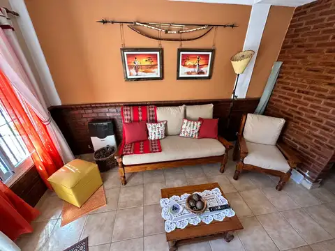 Depto Tipo Casa en Venta con 1 cocheras