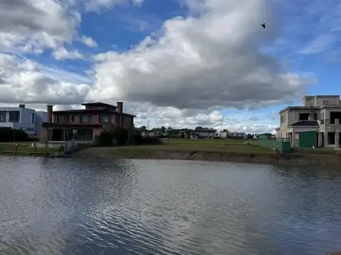 Terreno en Venta en La Providencia, USD 118.000