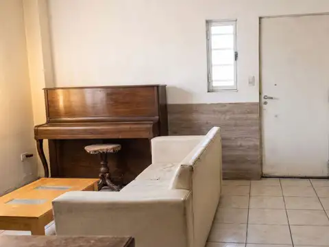 VENTA CASA 2 DORMITORIOS A REFACCIONAR EN NEUQUEN
