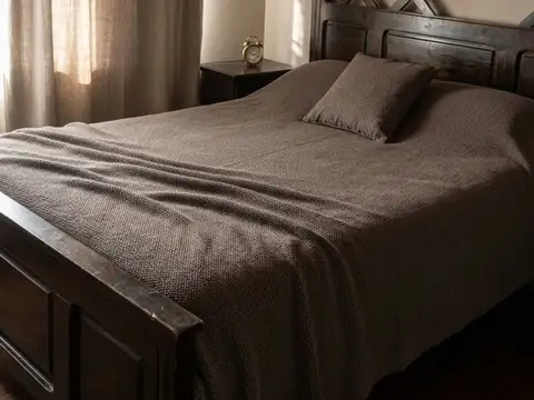 Casa 2 ambientes con 1 baño