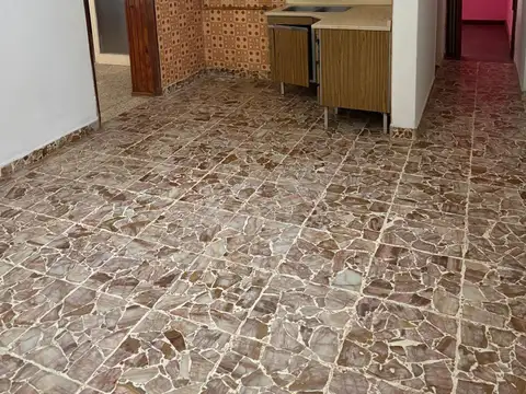 ALQUILER CASA 3 DORMITORIOS BARRIO NORTE