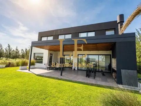 Casa en Venta en El Naudir, USD 395.000