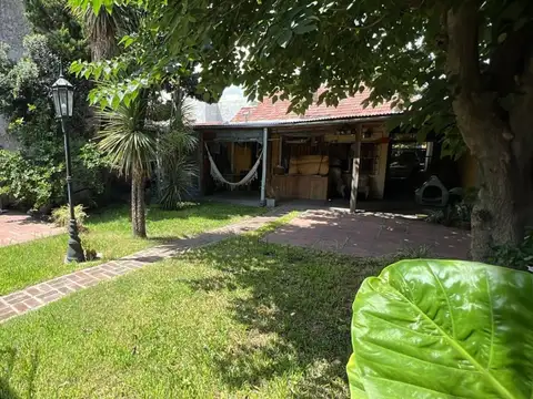 Casa en Venta en Isidro Casanova, USD 105.000