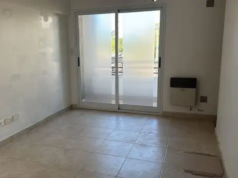 Oficina en Alquiler en Adrogue, $ 400.000