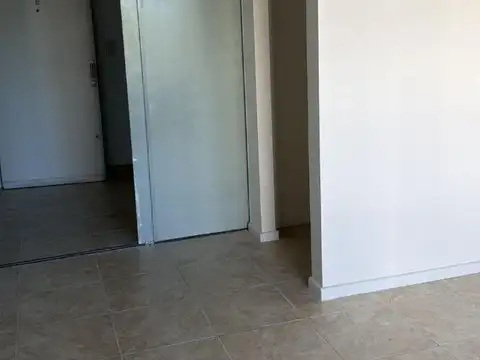 Av Espora 600, Piso 2°