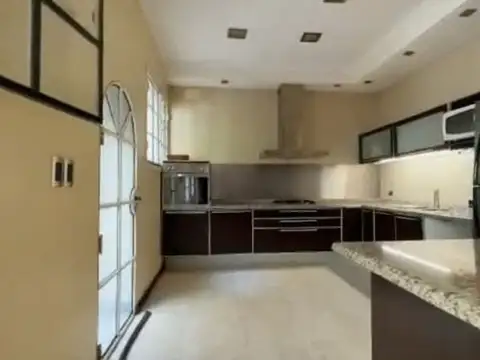 CASA.10 AMB.VENTA.BOEDO.PATIO ANDALUZ.TERRAZA