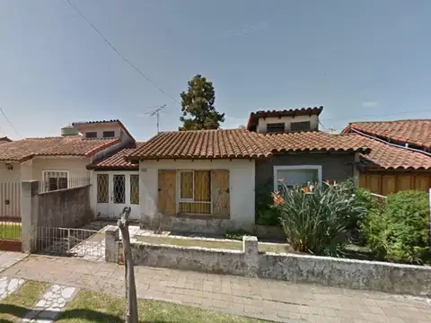 Chalet venta 4 ambientes Ituzaingó Apto Credito bancario