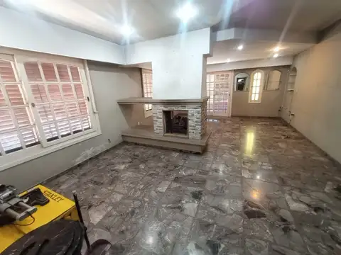 Casa en Alquiler de 3 dormitorios