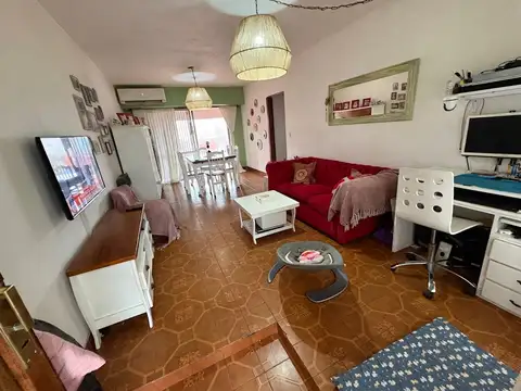 Depto Tipo Casa en Venta de 3 ambientes