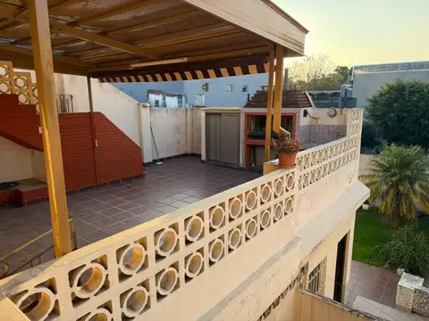 Depto Tipo Casa 4 ambientes con 1 baño