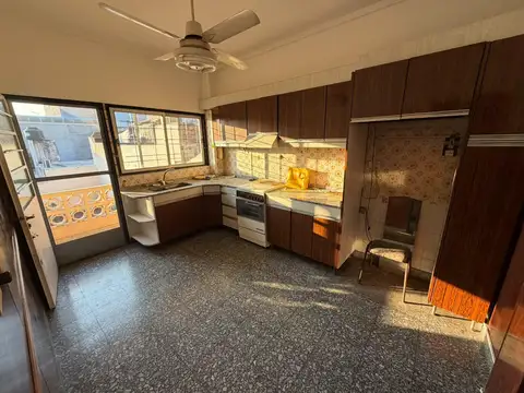 Depto Tipo Casa en Venta de 4 ambientes