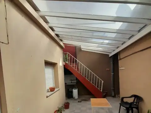 Depto Tipo Casa en Venta en Saavedra, USD 105.000