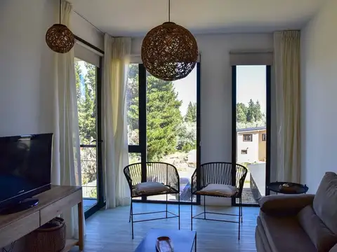 Depto Tipo Casa 2 ambientes con 1 baño