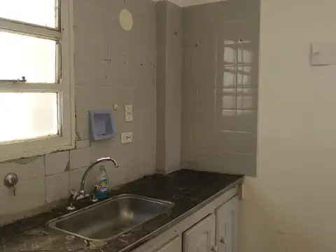 DEPARTAMENTO MONOAMBIENTE UBICADO EN RAMOS MEJIA