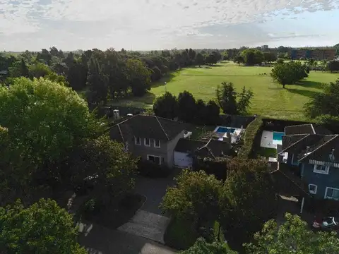 Casa en Venta en La Legua, USD 340.000