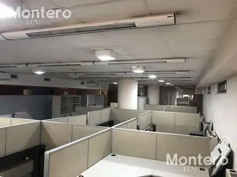 OFICINA DE LUJO CON VISTA AL RIO