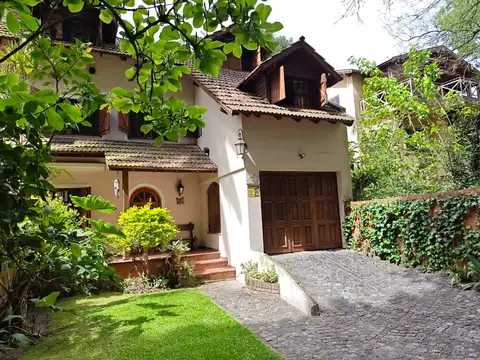 Casa en Venta de 4 dormitorios