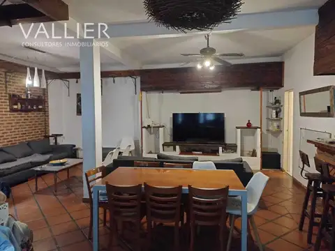 Casa en Venta con 1 cochera