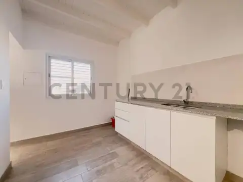 Duplex en venta en complejo privado Terra Maipu