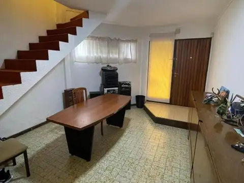 OPORTUNIDAD VIVIENDA - PH - SIN EXPENSAS