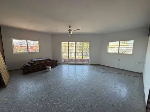 ALQUILER PH 3 AMBIENTES CON TERRAZA Y BALCON PADUA