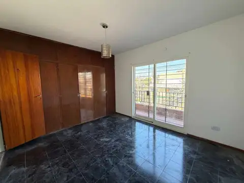 ALQUILER PH 3 AMBIENTES CON TERRAZA Y BALCON PADUA