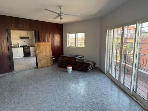 Depto Tipo Casa en Alquiler de 3 ambientes