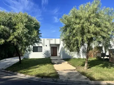 casa en Pilar del este, Barrio San Ramon