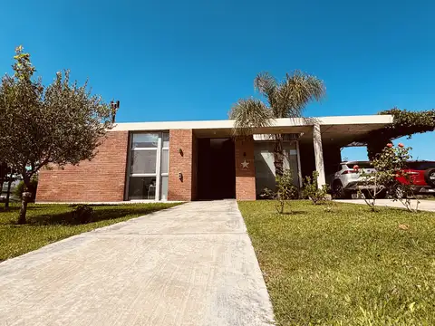 Casa en Venta en Hudson [Cod: 1164-8726]