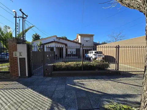 Venta Casa 5 Ambientes  San Antonio De Padua
