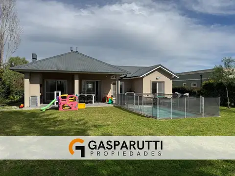 Casa en Venta en San Matías con Pileta