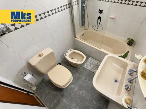 Departamento en venta. 3 ambientes. Balcon. Barracas.