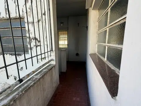 Depto Tipo Casa en Venta 60 años