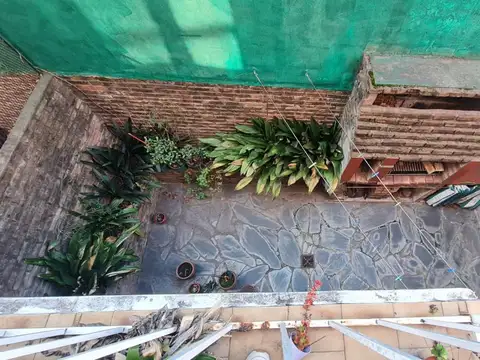 Depto Tipo Casa en Venta 48 años