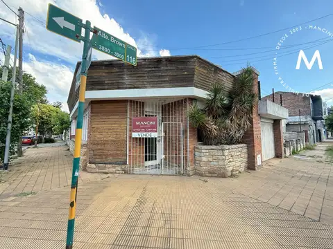 Casa en venta de 4 ambientes con cochera - Villa Ballester