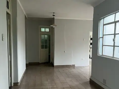 CASA ANTIGUA EN VENTA, GENERAL LAS HERAS