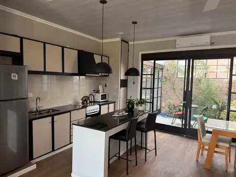 Casa 3 ambientes con 2 baños