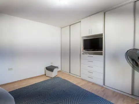 Depto Tipo Casa en Venta de 5 ambientes