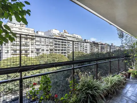 Departamento en Venta con 2 cocheras