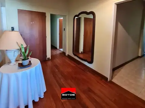 VENTA SEMIPISO 3 DORMITORIOS