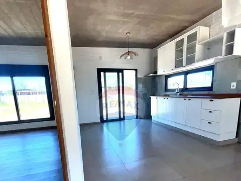 Mozambique 100