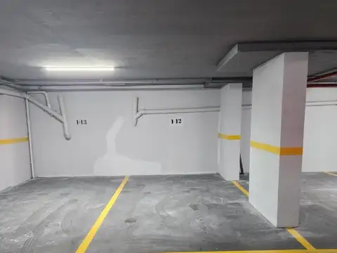 Cochera en Venta con acceso Ascensor