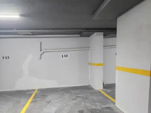 VENTA COCHERA SAN JUAN AL 2000 (SAN CRISTOBAL - CABA)