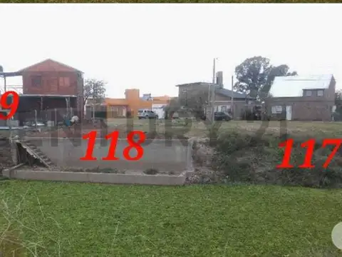 Terreno en Venta 25  mts Fondo