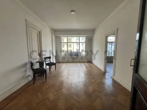 Elegante oficina en alquiler