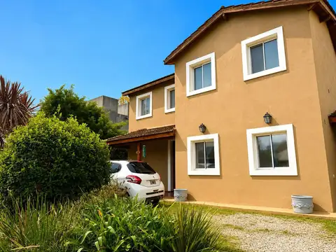 Casa Monoambiente con 2 baños