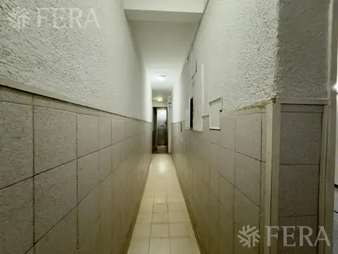 Alquiler semipiso de 3 ambientes con balcón en Retiro