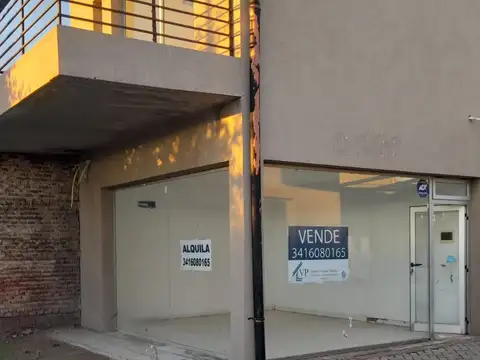 local al frente ubicado en galería paseo Belgrano ,  Barrio Los Lapachos