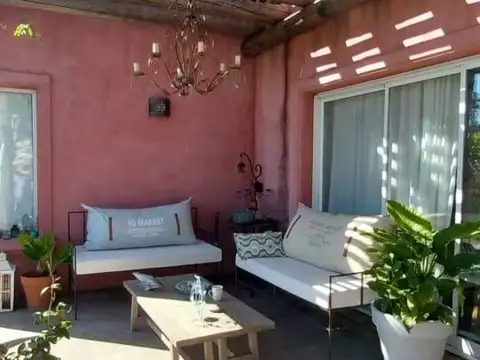 Casa en Venta en El Cantón - Barrio Islas, USD 350.000