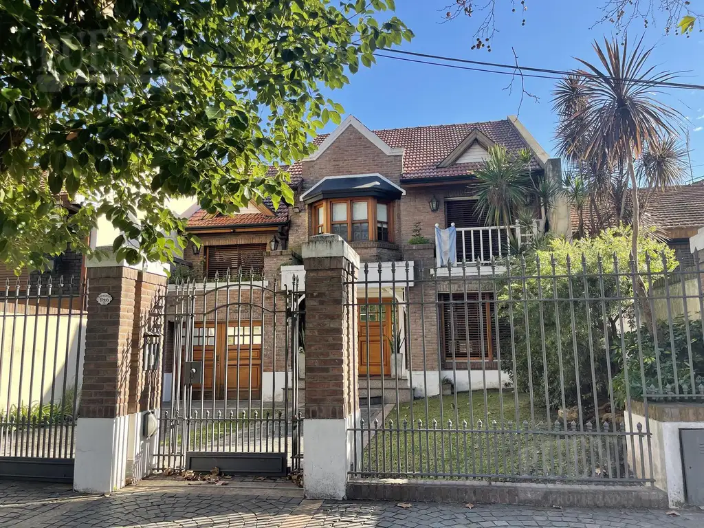SAn Martín al 800